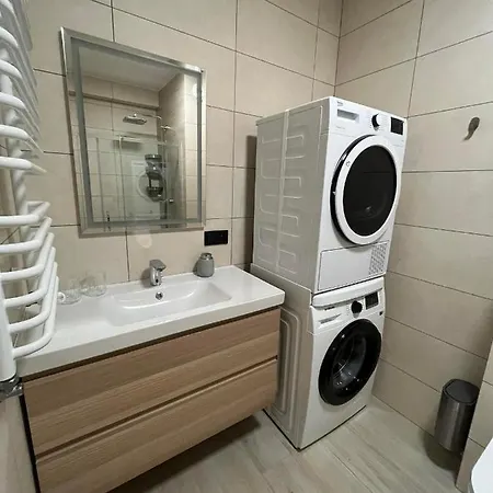 Apartament W Dolinie Sanu 2 Lesko Exterior foto